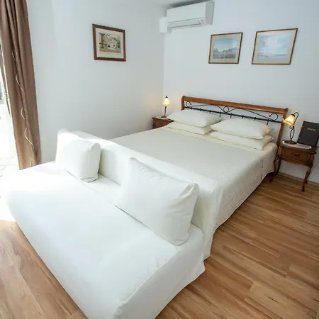 Ante Appartement Duće